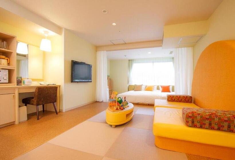 غرفة عائلية, Epinard Nasu