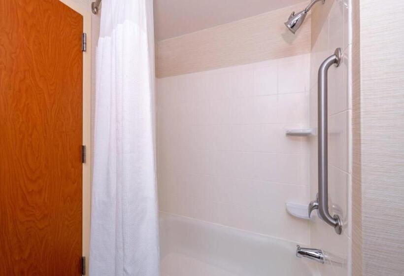 Номер Стандарт 2 Двуспальные Кровати, Fairfield Inn & Suites Greensboro Wendover