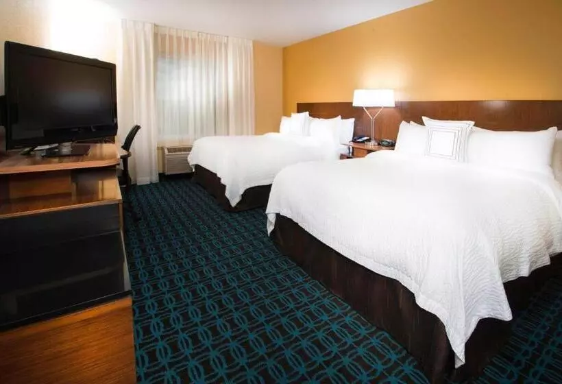２ダブルベッドのスタンダードルーム, Fairfield Inn & Suites Idaho Falls