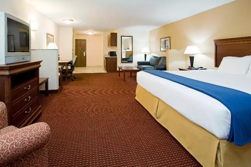 سوئیت با تخت بزرگ, Holiday Inn Express Airport East, An Ihg