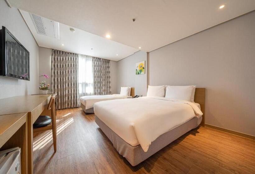 اتاق لوکس خانوادگی, Ramada By Wyndham Seoul Dongdaemun
