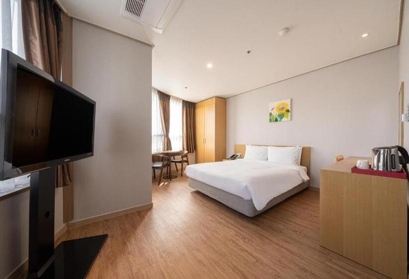 Pokój Deluxe Łóżko King Size, Ramada By Wyndham Seoul Dongdaemun