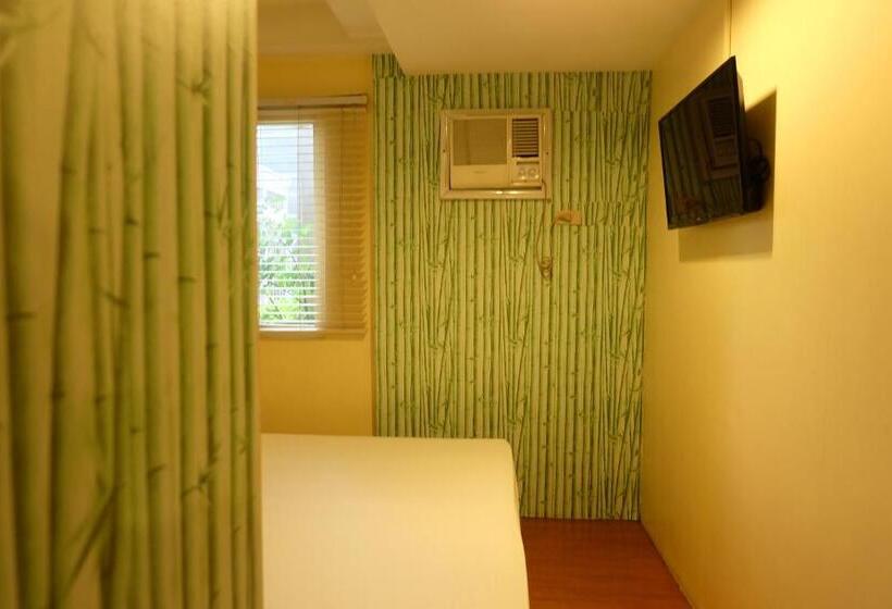 스탠다드 룸, Spaces Hotel Makati