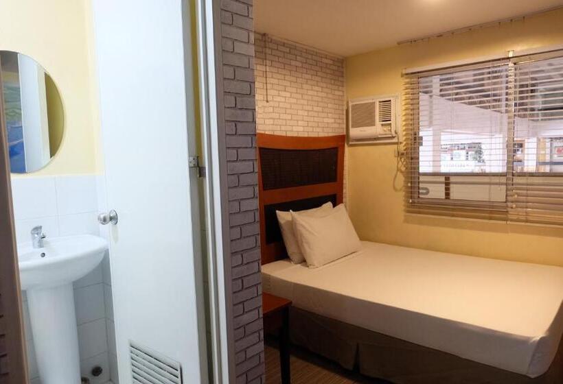 스탠다드 룸, Spaces Hotel Makati