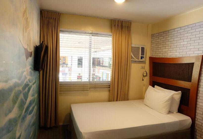 اتاق استاندارد, Spaces Hotel Makati