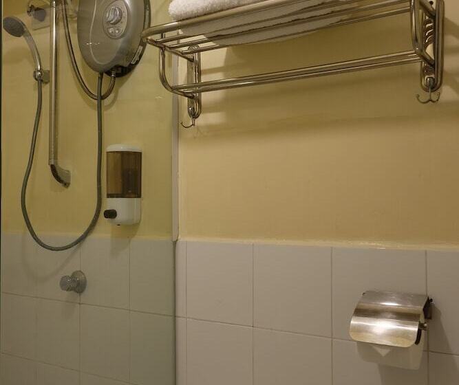 اتاق لوکس, Spaces Hotel Makati