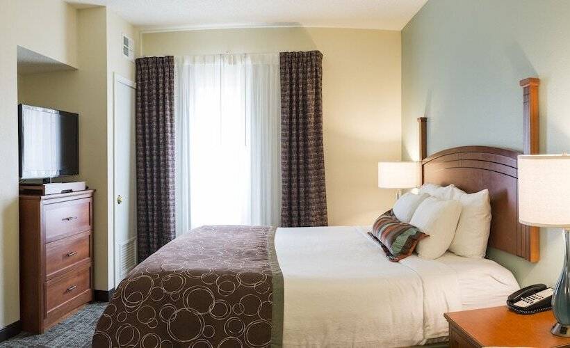 جناح سرير كينج, Staybridge Suites Fargo By Ihg