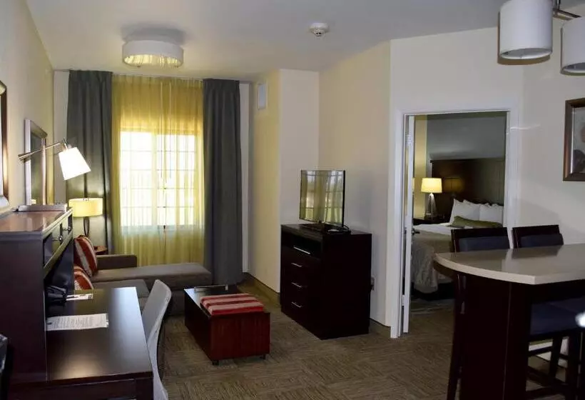 キングサイズベッドのスイートルーム, Staybridge Suites Houston Stafford   Sugar Land, An Ihg