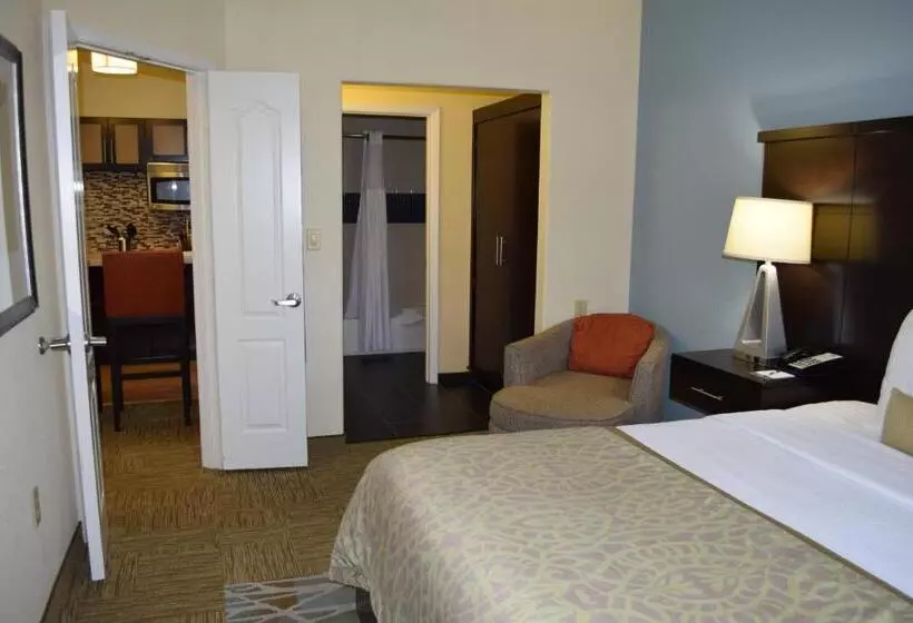 身障者適用スタンダードルーム, Staybridge Suites Houston Stafford   Sugar Land, An Ihg