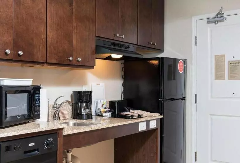 スタンダードスタジオ, Towneplace Suites Fort Wayne North