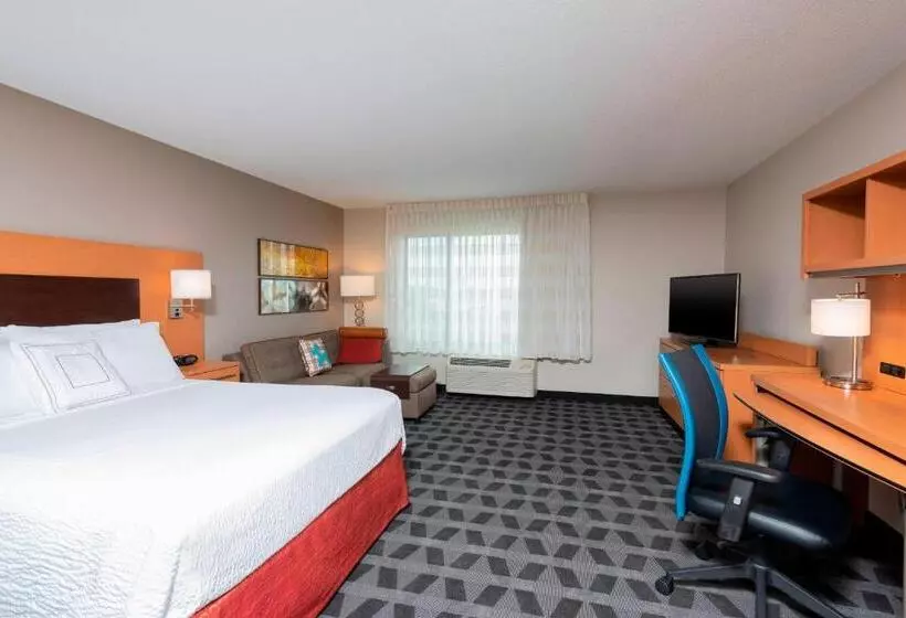 スタンダードスタジオ, Towneplace Suites Fort Wayne North