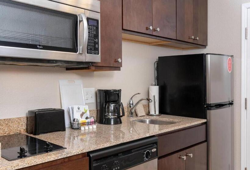 استودیوی استاندارد, Towneplace Suites Fort Wayne North