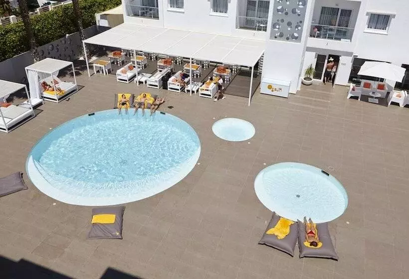 سوییت جونیور, Ibiza Sun Apartments
