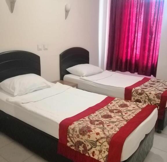 패밀리 룸, Mi̇tos