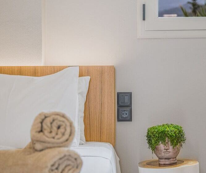 Апартаменты 1 Спальня Боковой Вид на Море, Notos Heights Hotel & Suites