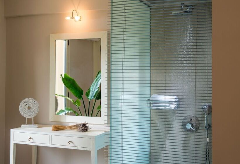 Mini deluxe suite with sea view, Notos Heights Hotel & Suites