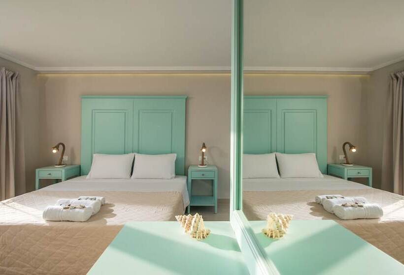 Mini deluxe suite with sea view, Notos Heights Hotel & Suites