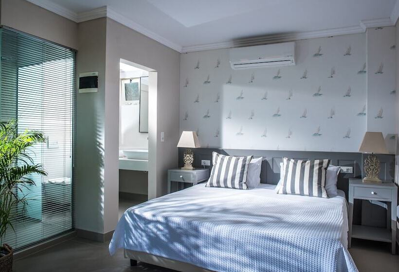 Mini deluxe suite with sea view, Notos Heights Hotel & Suites