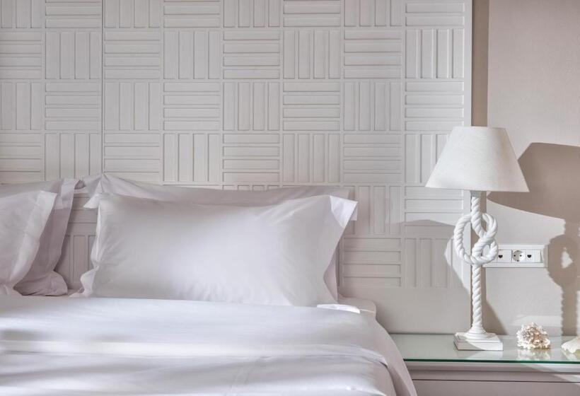 家庭套房, Notos Heights Hotel & Suites