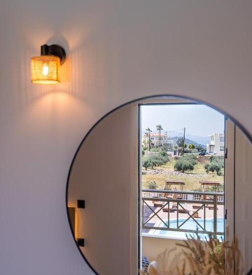 高级工作室, Notos Heights Hotel & Suites