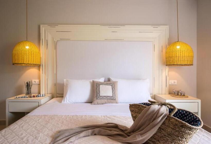 Mini deluxe suite with sea view, Notos Heights Hotel & Suites