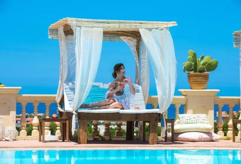 ویلای یک اتاق خوابه با استخر شنا, Notos Heights Hotel & Suites