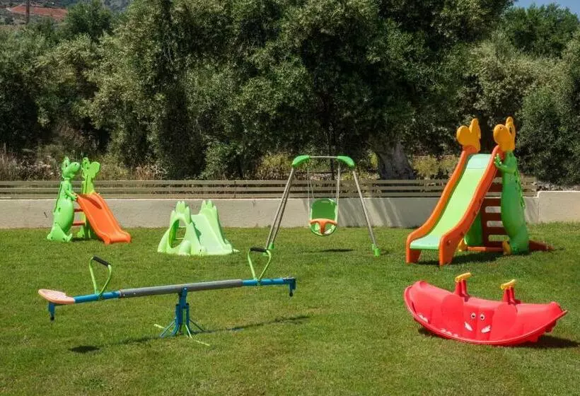 ویلای یک اتاق خوابه با استخر شنا, Notos Heights Hotel & Suites