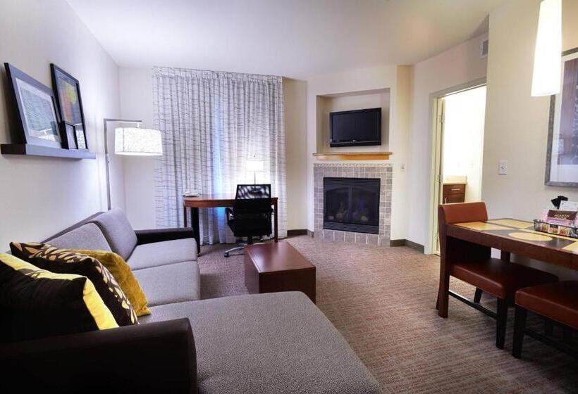 キングサイズベッドのスイートルーム, Residence Inn Lafayette Airport