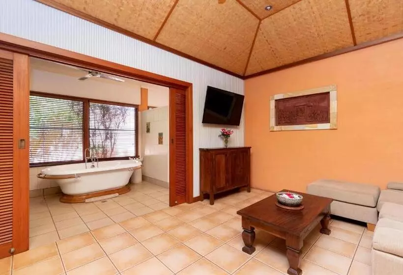 デラックススタジオ, Bali Hai Resort & Spa