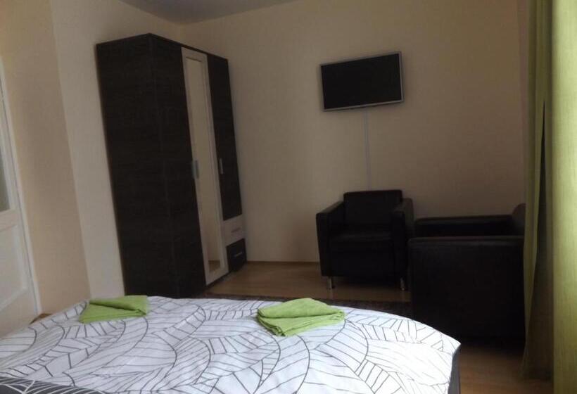 חדר סטנדרט, Bartók Tér Panzió