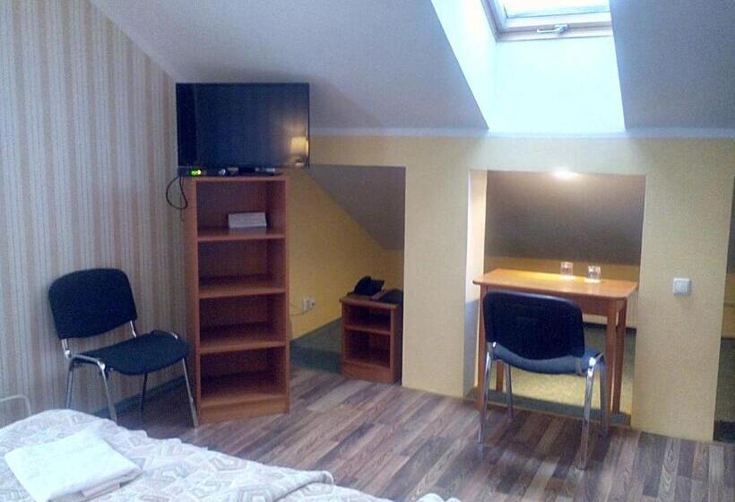 اتاق استاندارد, Central