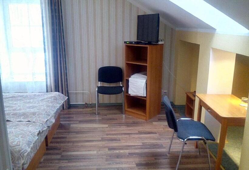 اتاق استاندارد, Central