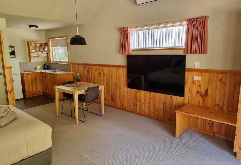 Студия Стандарт, D'altons Studios