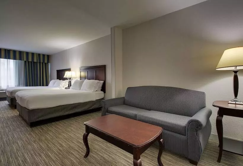 スイート, Holiday Inn Express Hotel & Suites Middleboro Raynham, An Ihg