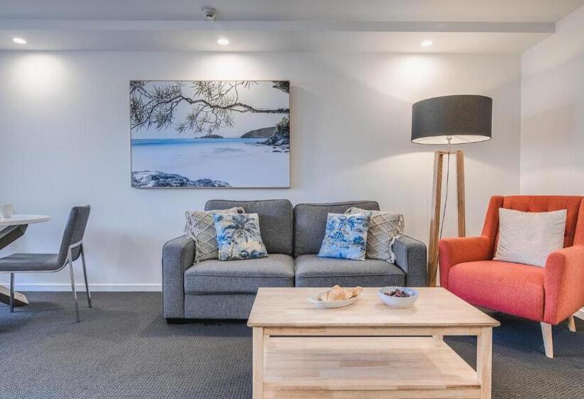 جناح مطل على البحر, Laguna