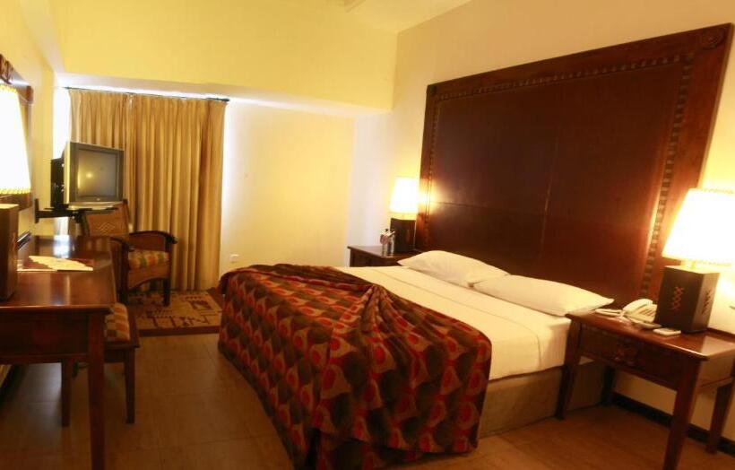 سوییت جونیور, The African Regent