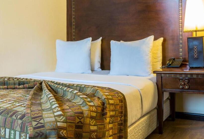 اتاق استاندارد, The African Regent