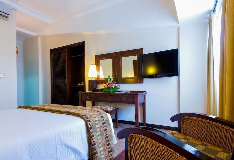 اتاق کلاب, The African Regent