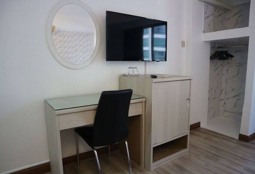 Quarto Superior, Crown Bts Nana