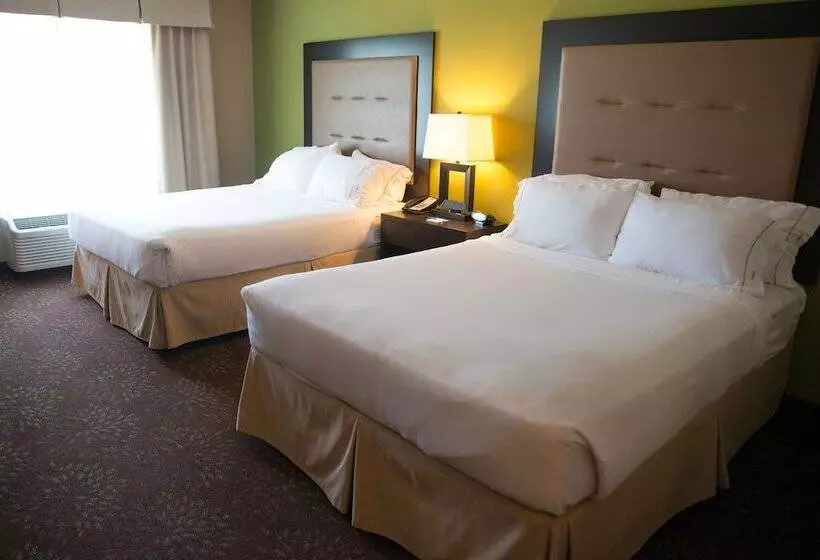 スイート, Holiday Inn Express Hotel & Suites Northwood By Ihg