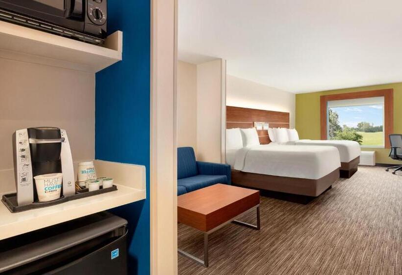 スイート, Holiday Inn Express & Suites Searcy, An Ihg