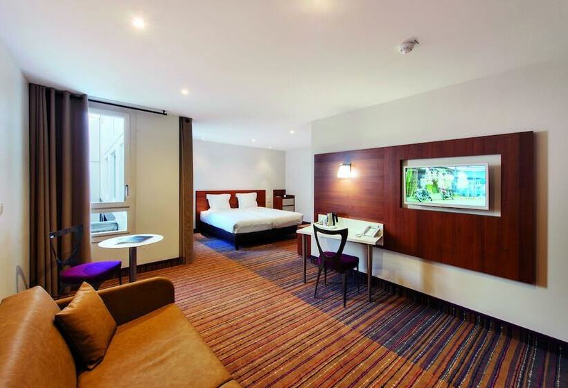 اتاق خانوادگی, Lyonouest