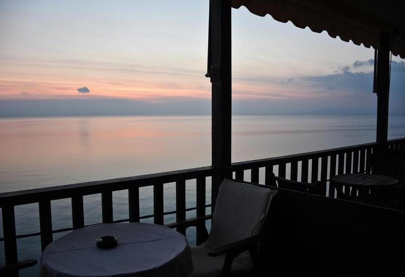 חדר סטנדרט נוף לים, Maistrali