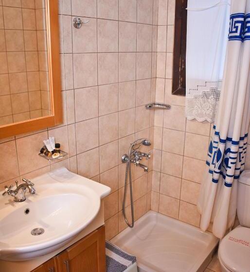 Triple Room Sea View, Maistrali