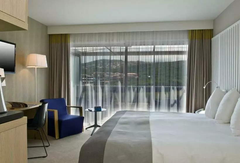اتاق سوپریور با چشمانداز, Radisson Blu Resort & Spa, Ajaccio Bay