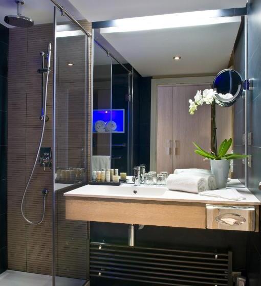 سوییت جونیور با چشم‌انداز دریا, Radisson Blu Resort & Spa, Ajaccio Bay