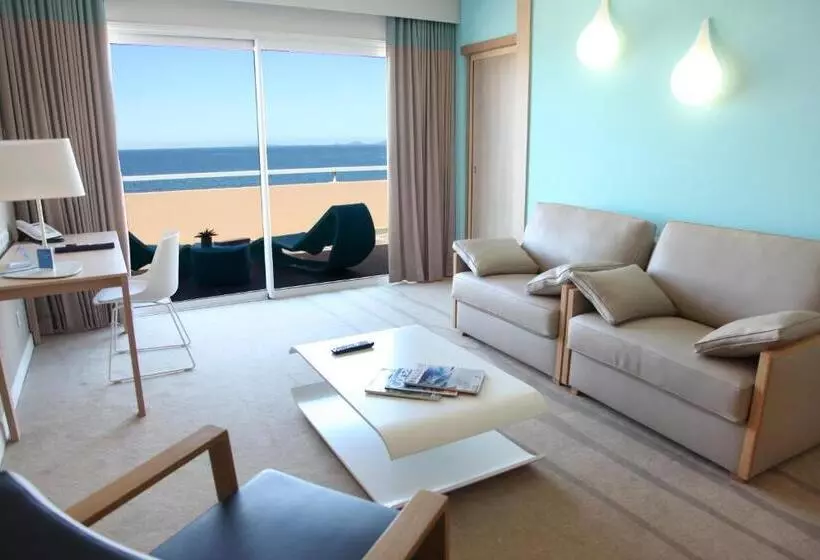 سوییت با چشمانداز دریا, Radisson Blu Resort & Spa, Ajaccio Bay