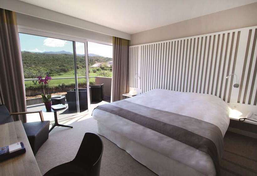 اتاق استاندارد با بالکن, Radisson Blu Resort & Spa, Ajaccio Bay