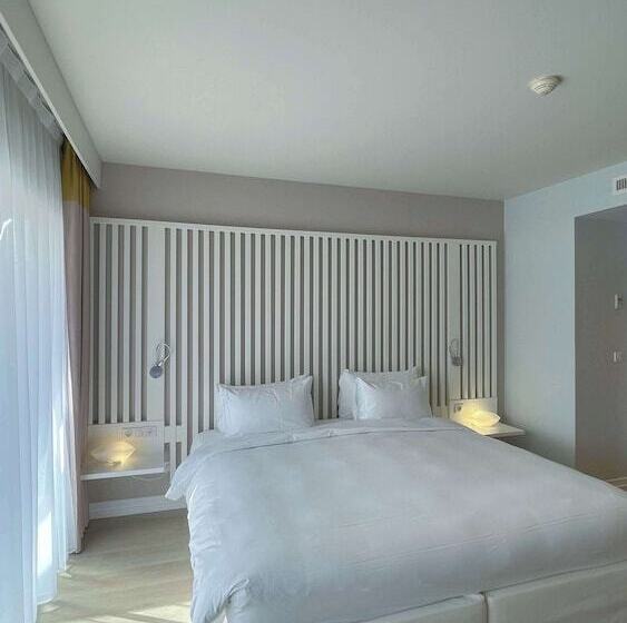 اتاق خانوادگی, Radisson Blu Resort & Spa, Ajaccio Bay