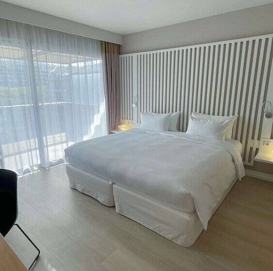 اتاق خانوادگی, Radisson Blu Resort & Spa, Ajaccio Bay